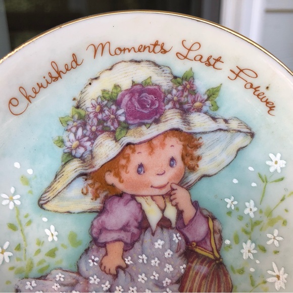 1981 Cherished Moments Avon plate - Picture 3 of 6